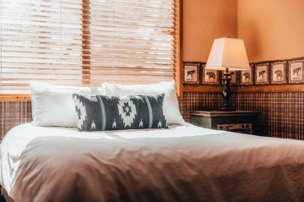 Amazing Cabin - Close To Ski Resort And Village Big Bear Lake Bagian luar foto